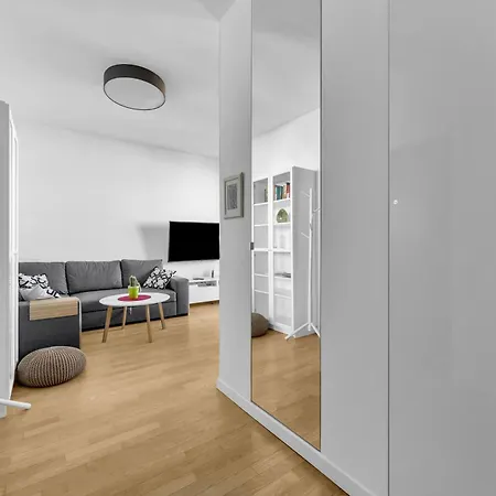 Wilanow Area - Balcony & Parking - By Rentujemy Apartman *
