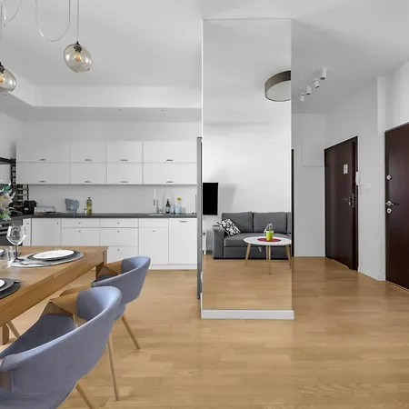 Wilanów Area - Balcony&parking - By Rentujemy